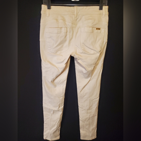 Cache Skinny Jeans - Picture 2 of 7